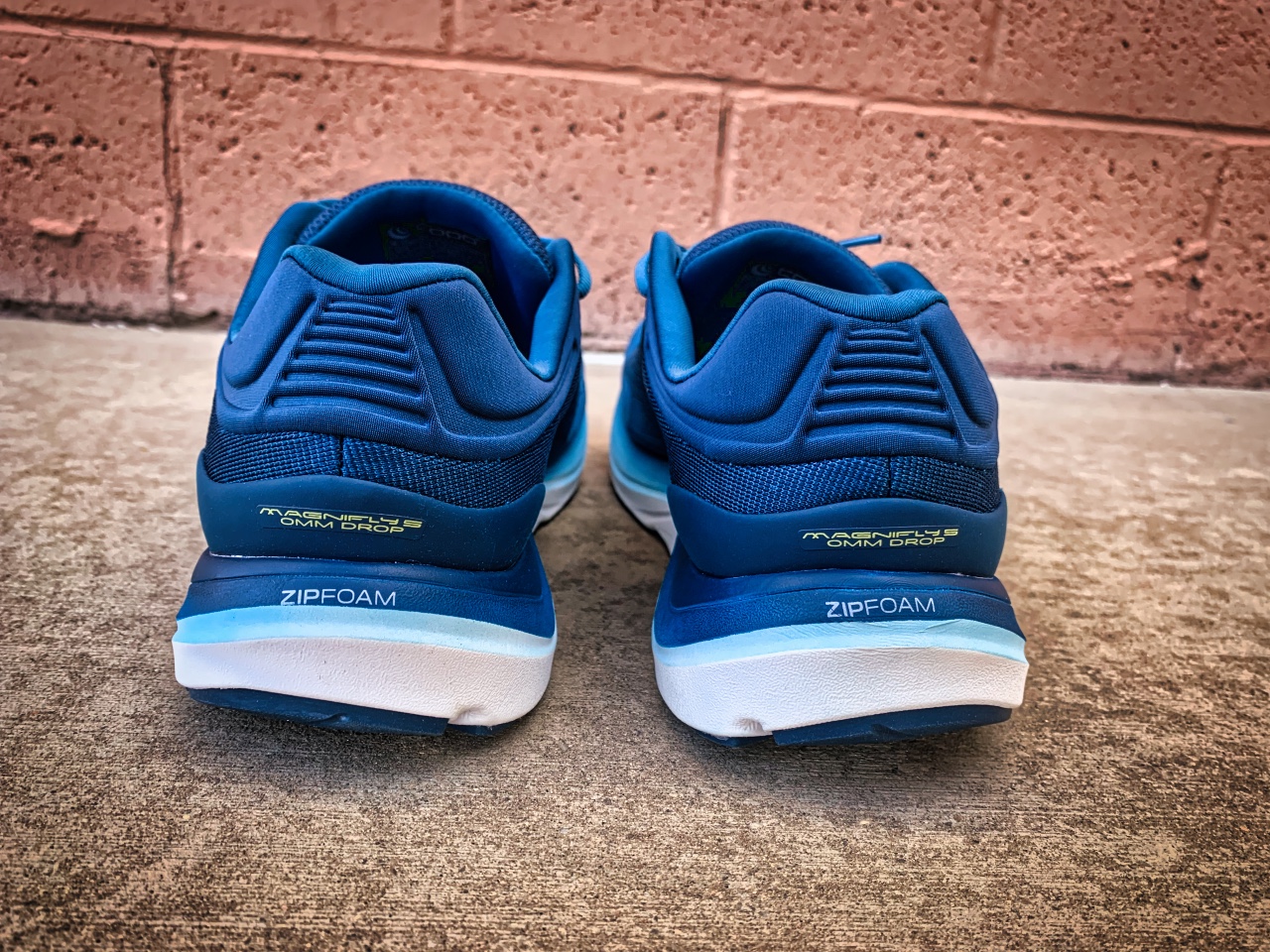 Picture of Topo Athletic Magnifly 5